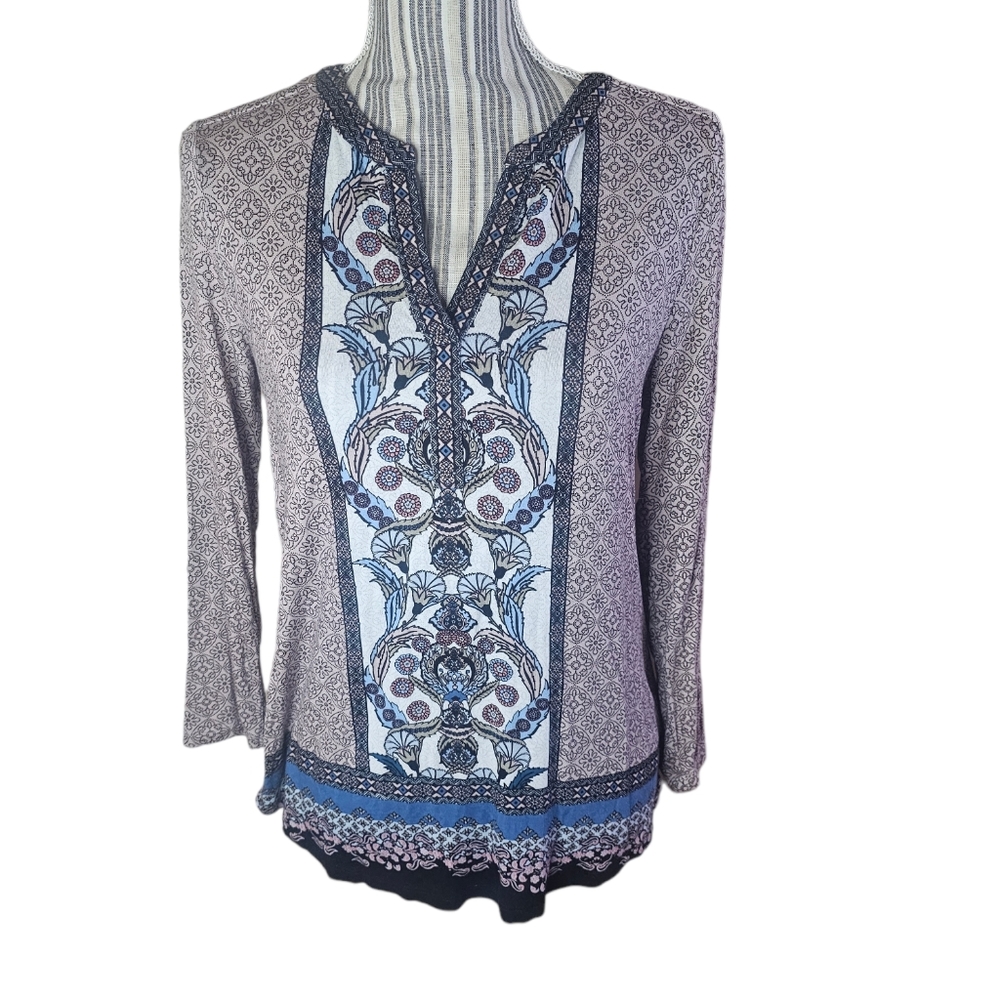 DR2 women's v-neck designed long-sleeved top size XS